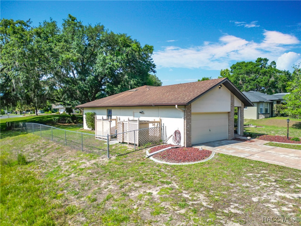 9304 E Alvada Lane, Inverness, Florida image 7