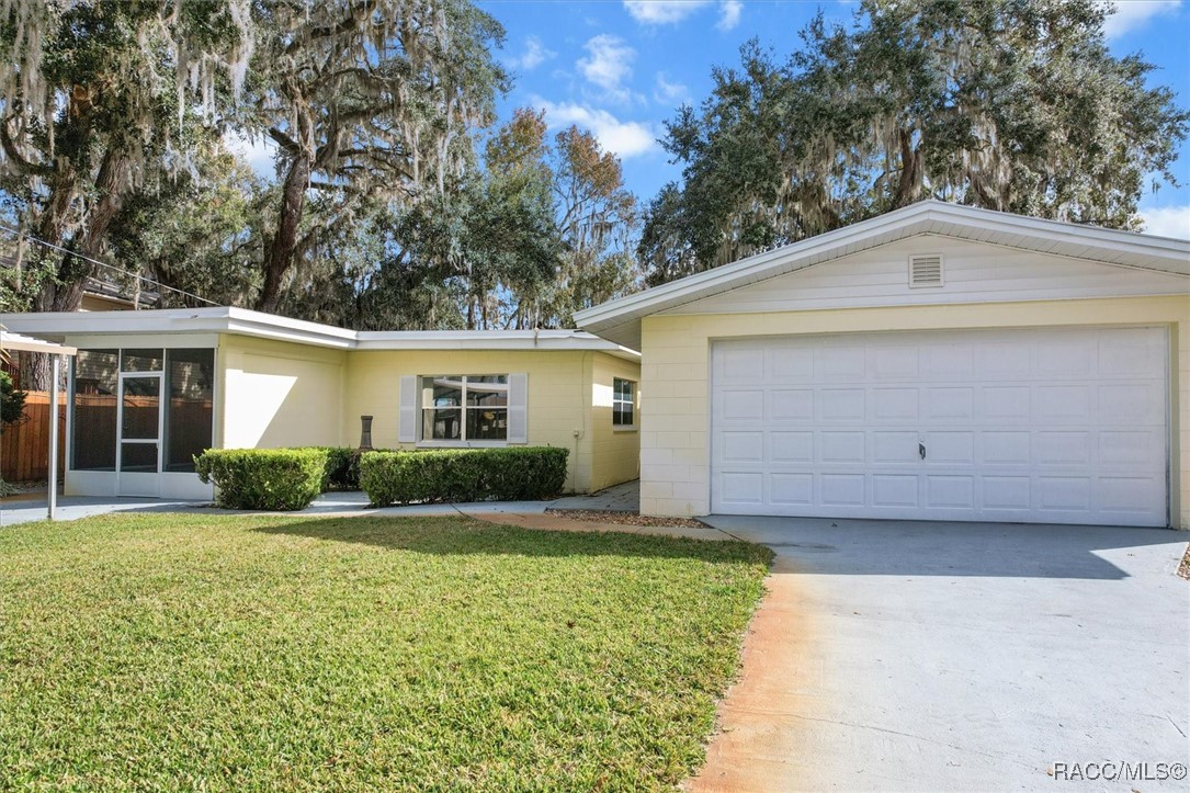 6722 S Merleing Loop, Floral City, Florida image 3