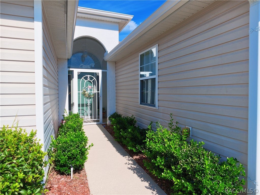 201 N Golf Harbor Path