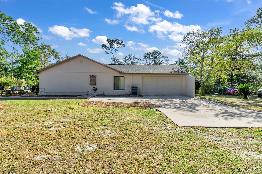 8991 Long Lake Avenue, Weeki Wachee, Florida image 15