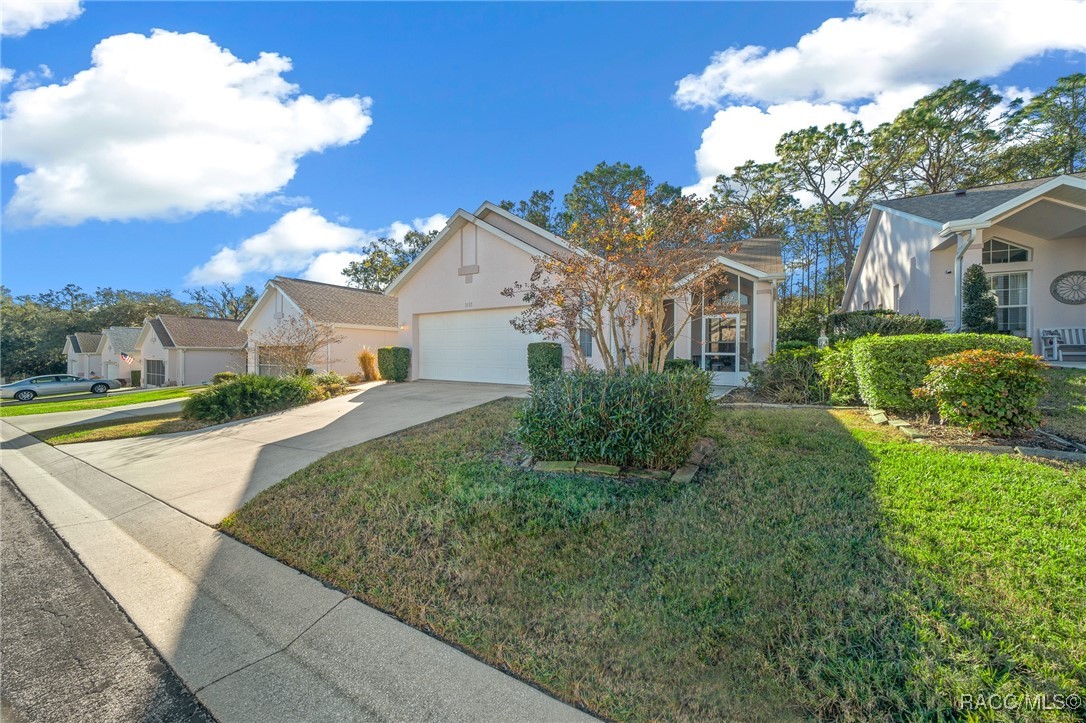 3533 S Belgrave Drive, Inverness, Florida image 3