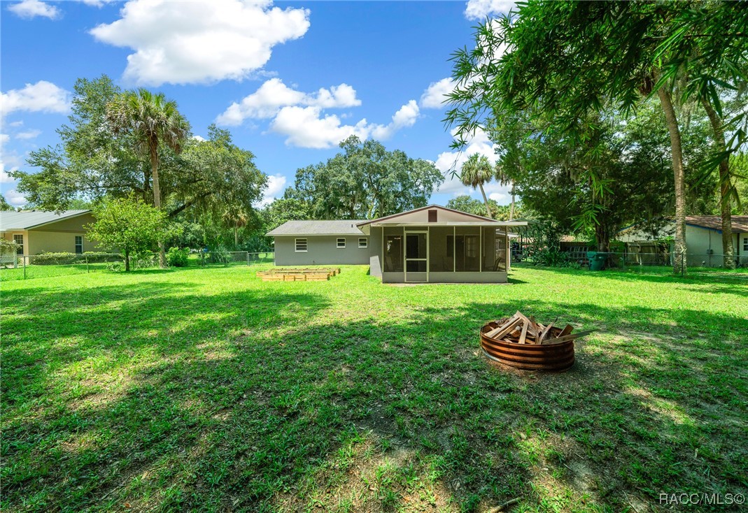 105 S Poinsettia Terrace, Crystal River, Florida image 41