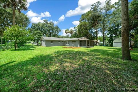 A home in Crystal River