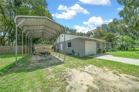 A home in Crystal River