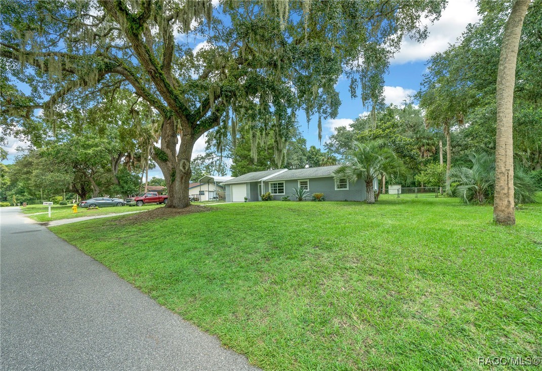 105 S Poinsettia Terrace, Crystal River, Florida image 35