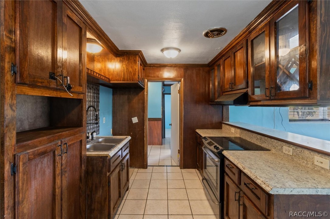 44 S Fillmore Street, Beverly Hills, New York image 3