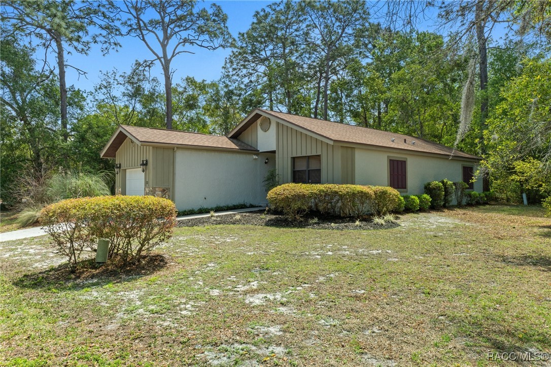 11 Biscayne Street, Homosassa, Florida image 38
