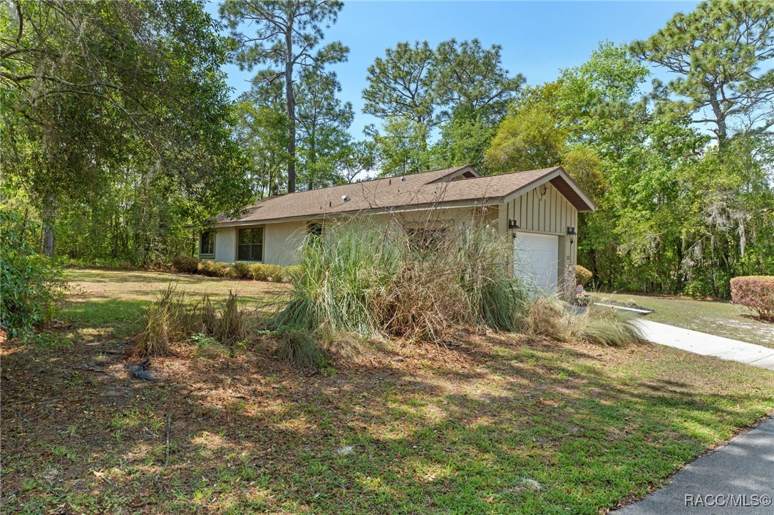 11 Biscayne Street, Homosassa, Florida image 39