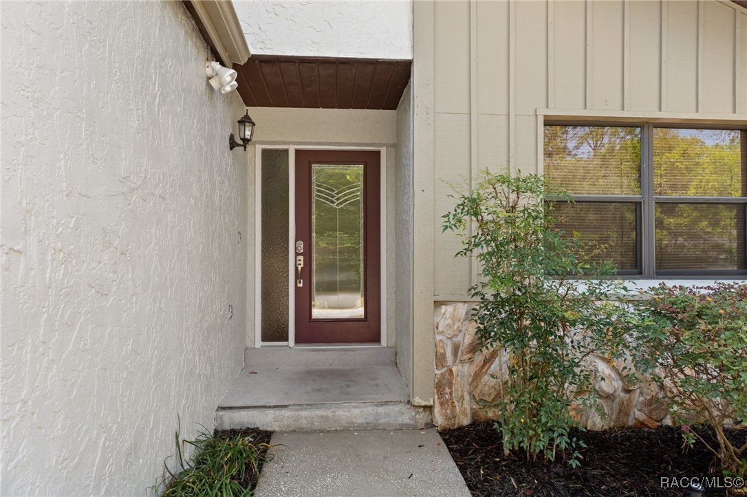 11 Biscayne Street, Homosassa, Florida image 3