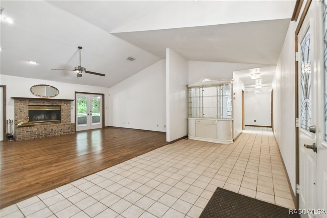 2900 W Sunrise Street