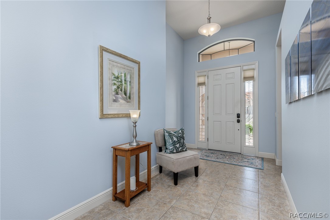 1867 W Quail Meadow Court