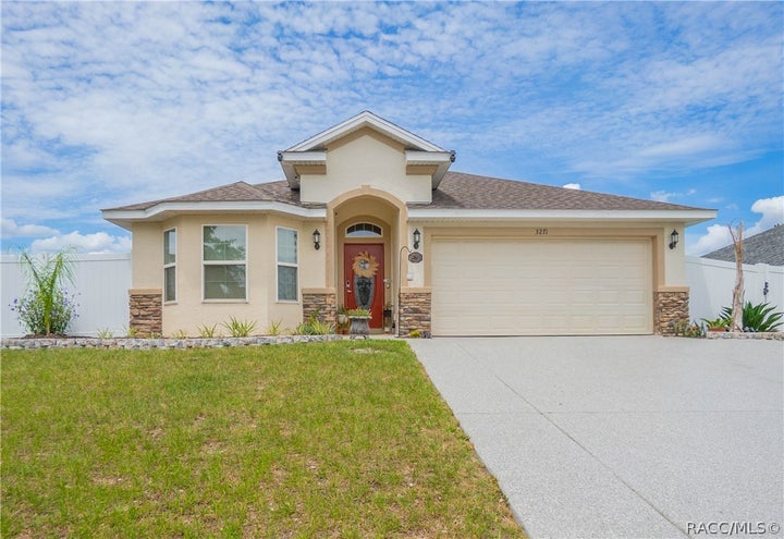 Photo 1 of 41 — 3271 N Burroughs Path, Beverly Hills, FL 34465