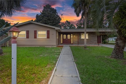 A home in Citrus Springs