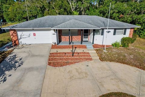 Homes For Sale - 400 S Washington Street<br/> Beverly Hills, FL 34465