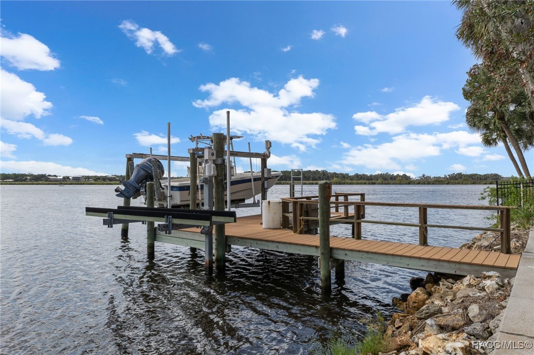 5267 S Stetson Point Drive