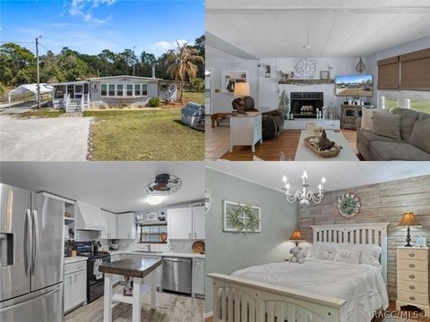 Mobile Home For Sale - 2901 S Pine Ridge Avenue<br/> Homosassa, FL 34448