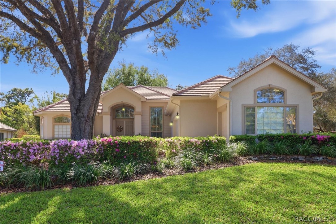 3156 N Caves Valley Path