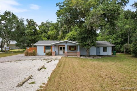 Featured picture for the property 836438