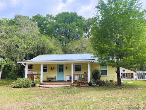 Homes For Sale - 9433 S Great Oaks Drive<br/> Floral City, FL 34436