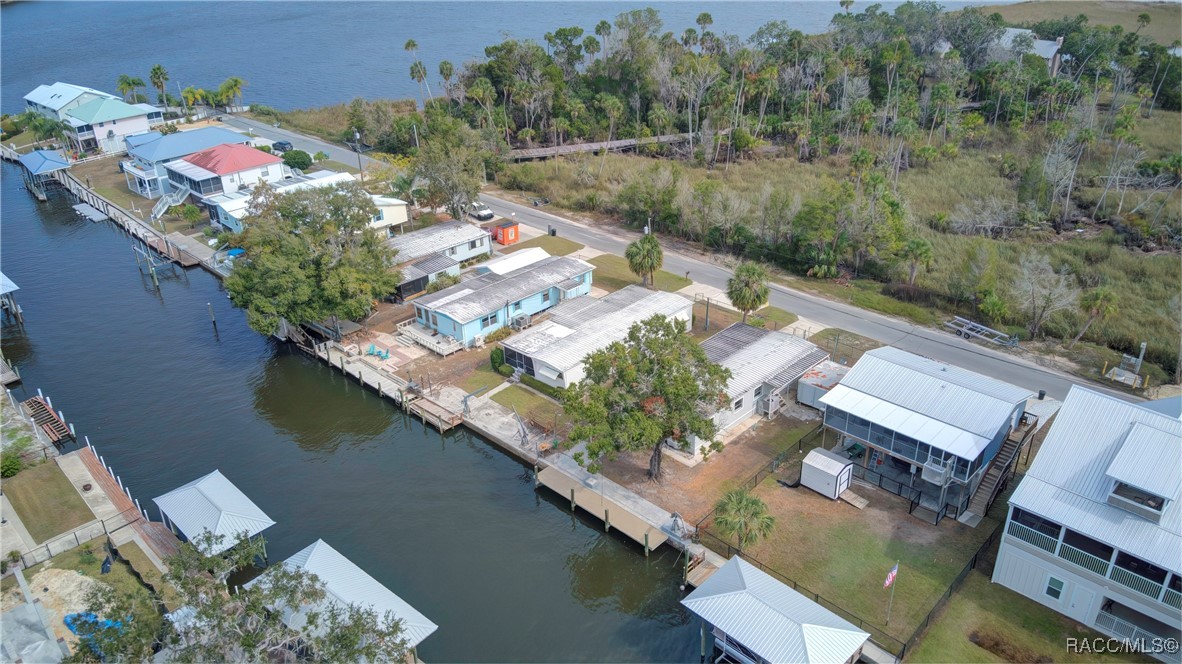 2808 N Comanche Point, Crystal River, New York image 11
