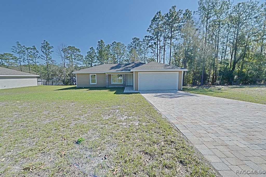 9693 N Wayland Avenue, Citrus Springs, Florida image 1