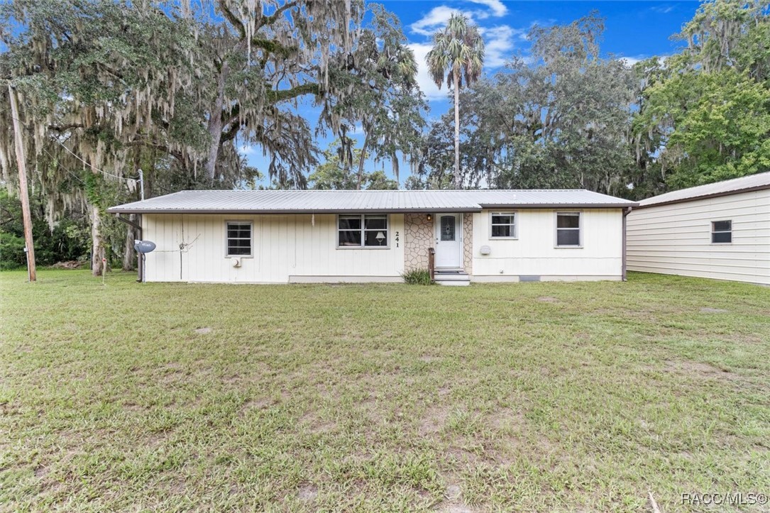 241 Hudson Street, Inglis, Florida image 5