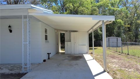 A home in Citrus Springs