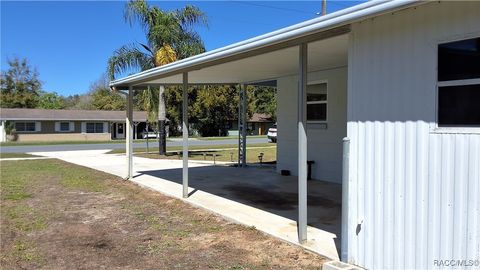 A home in Citrus Springs