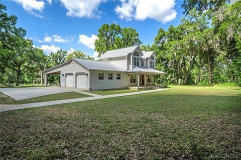 A home in Brooksville