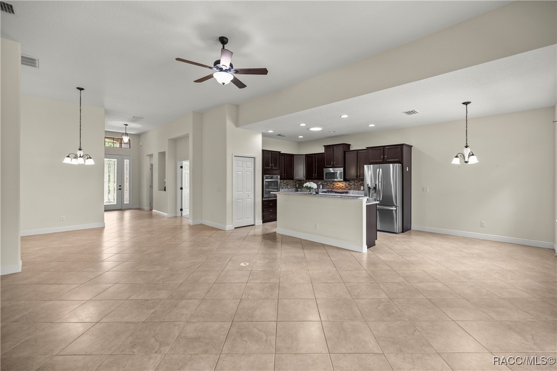 1825 W Caroline Path