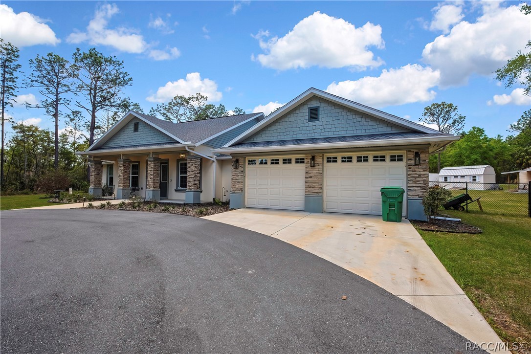 3991 N Buckhorn Drive