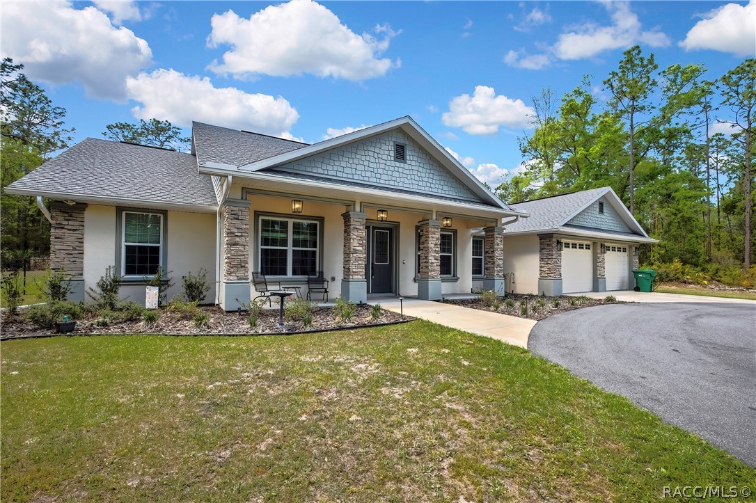 3991 N Buckhorn Drive