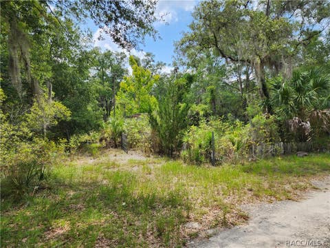 Mobile Home For Sale - 11335 N Ginny Lane Point<br/> Citrus County, Inglis, FL 34449