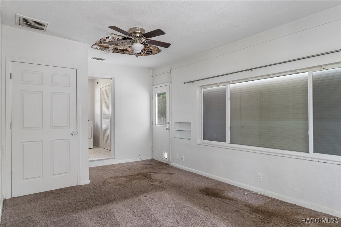 20 S Barbour Street, Beverly Hills, New York image 16