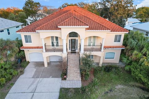 A home in Crystal River