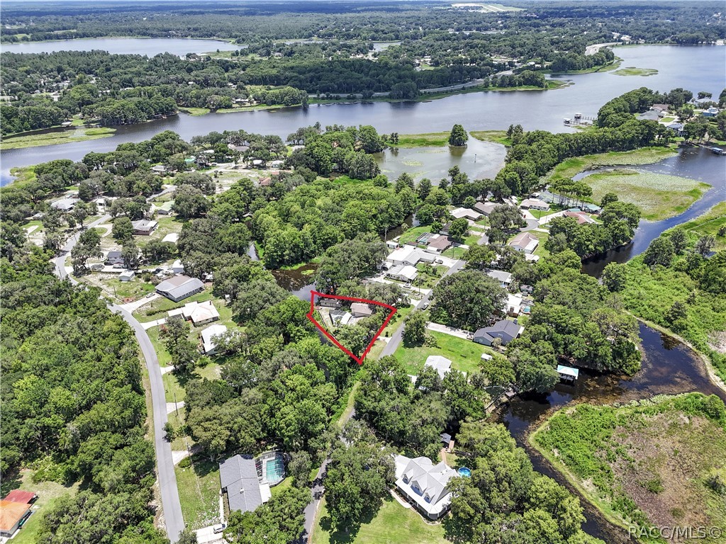 1105 S Waterview Drive