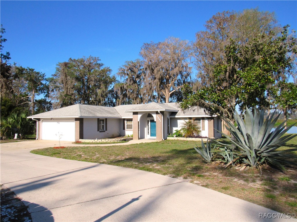 7961 W Riverbend Road, Crystal River, Florida image 29