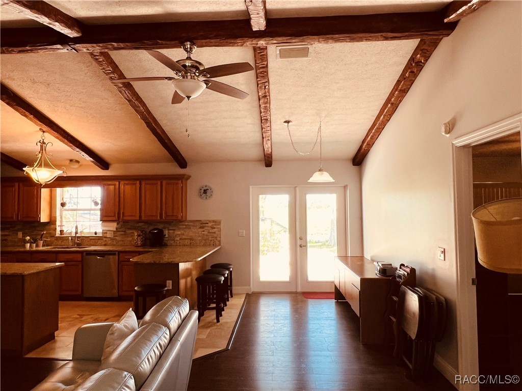 7961 W Riverbend Road, Crystal River, Florida image 5