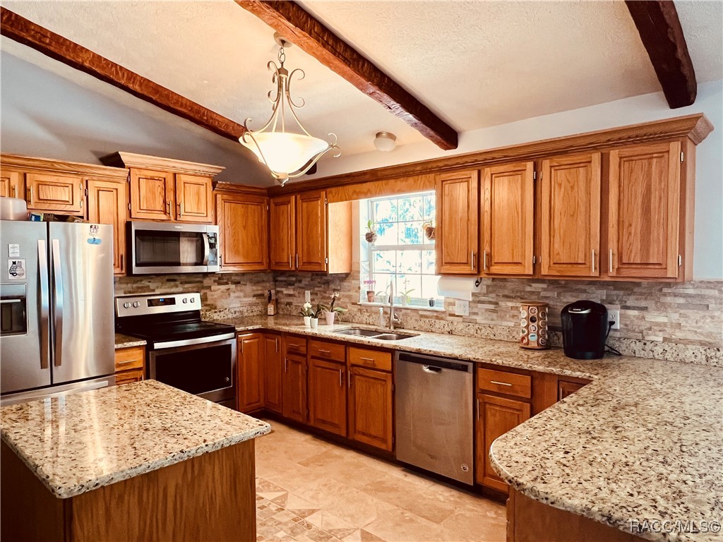 7961 W Riverbend Road, Crystal River, Florida image 6