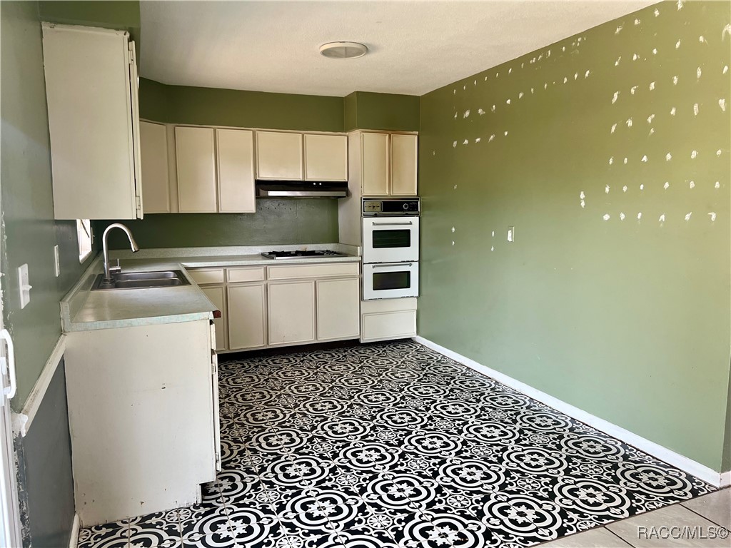 1029 NE 24th Street, Ocala, New York image 2