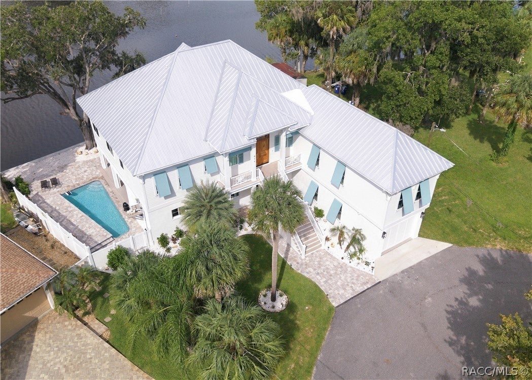 414 NW 8th Avenue