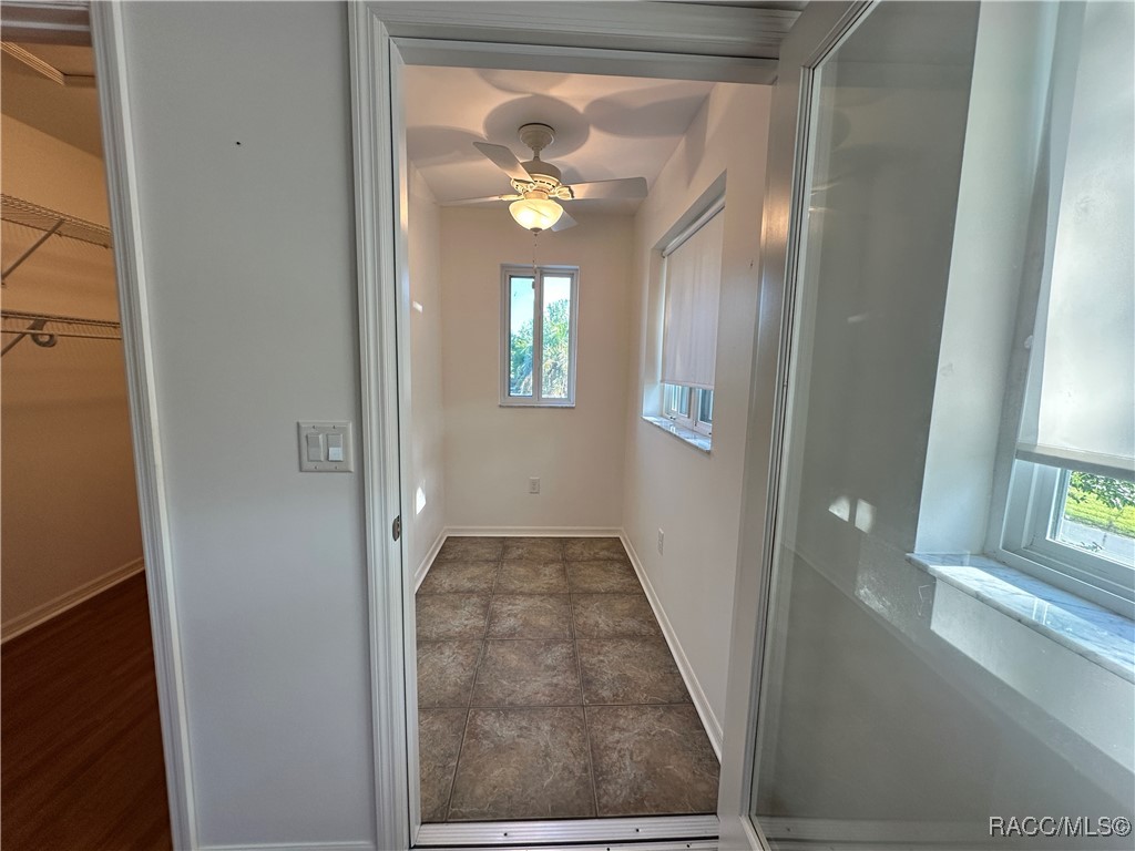 1203 SE Kings Bay Drive, Crystal River, New York image 31