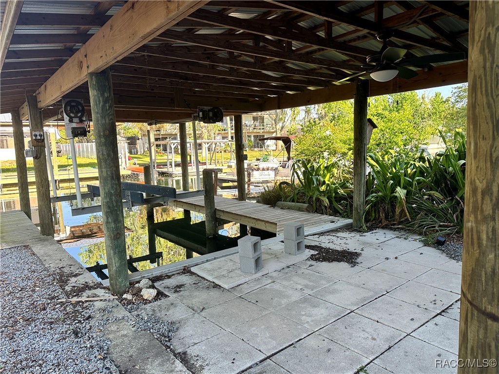 1203 SE Kings Bay Drive, Crystal River, New York image 38