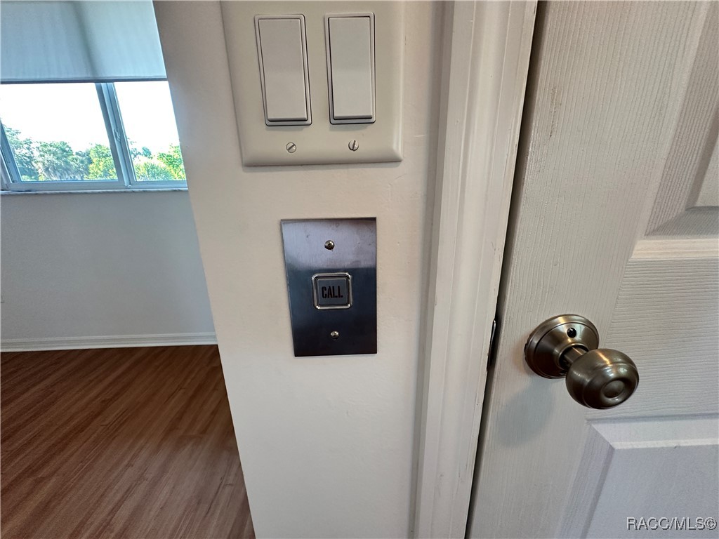 1203 SE Kings Bay Drive, Crystal River, New York image 32