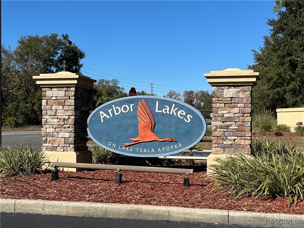 3635 E Hidden Cove Trail, Hernando, Florida image 2