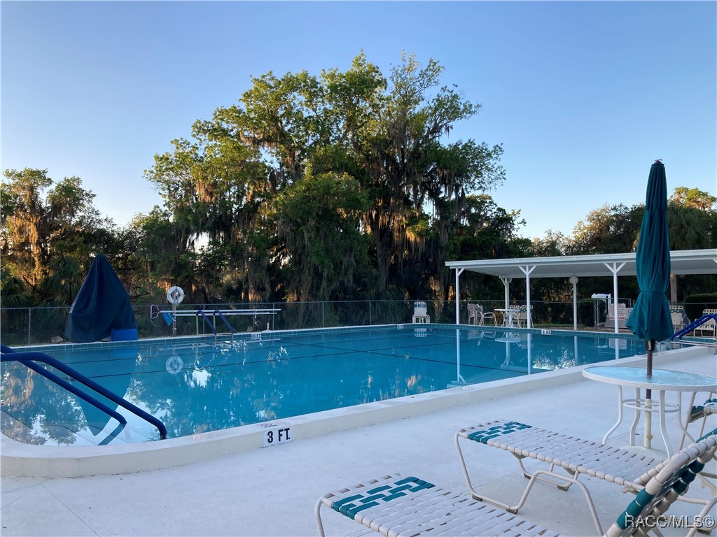 3635 E Hidden Cove Trail, Hernando, Florida image 5