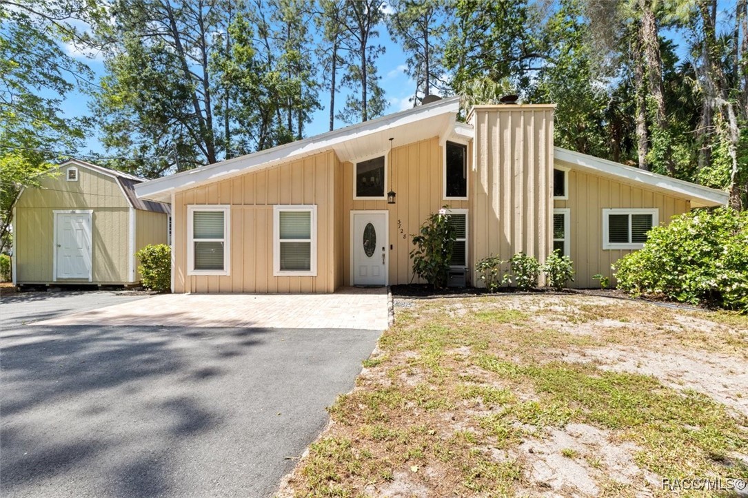 3728 S Eastpark Way, Homosassa, New York image 2