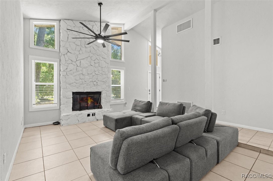 3728 S Eastpark Way, Homosassa, New York image 7
