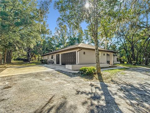 A home in Crystal River