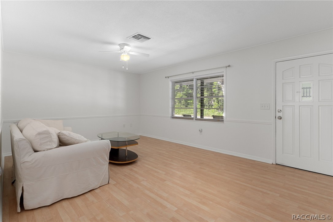 126 N Edinburgh Drive